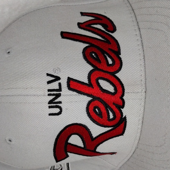 UNLV: RUNNING REBELS HAT - Picture 2 of 7